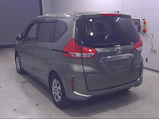 HONDA FREED 2024