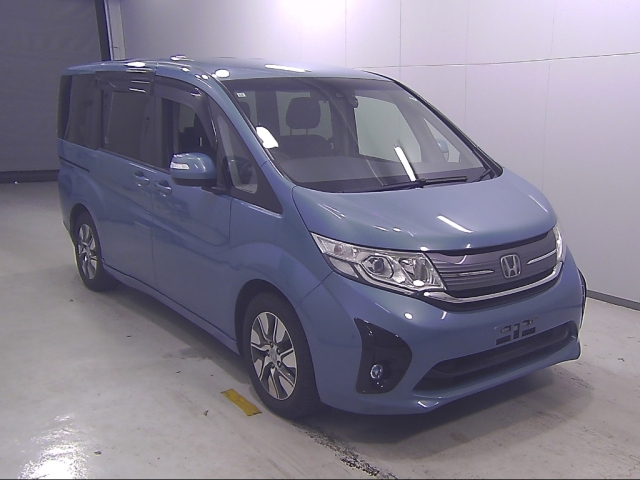HONDA STEP WAGON 2017