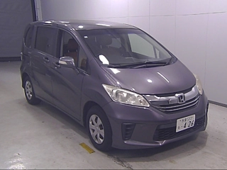 HONDA FREED 2015