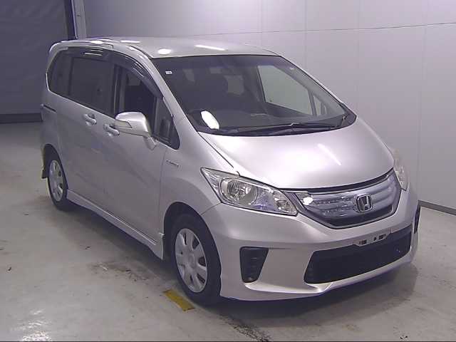 HONDA FREED 2012