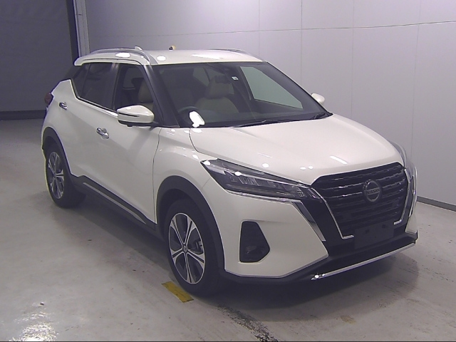NISSAN KIX 2022