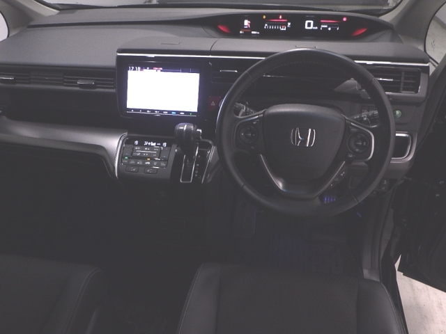 HONDA STEP WAGON 2021