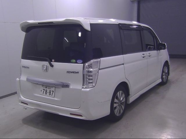 HONDA STEP WAGON 2013