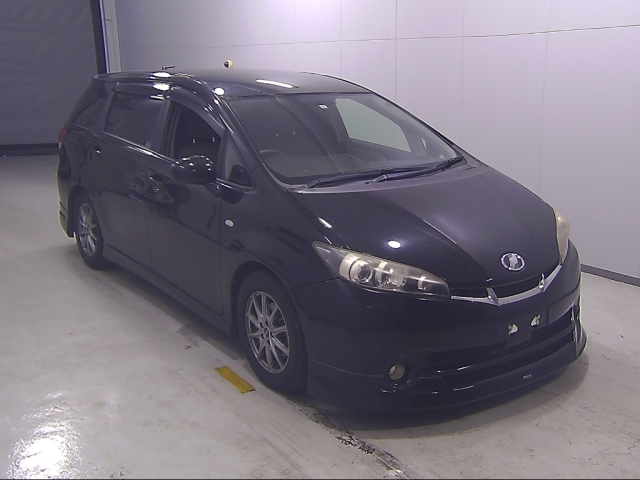 TOYOTA WISH 2009