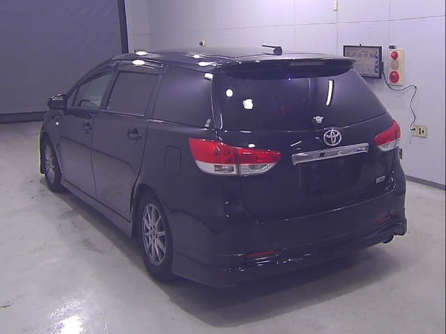 TOYOTA WISH 2009