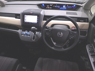 HONDA FREED 2019