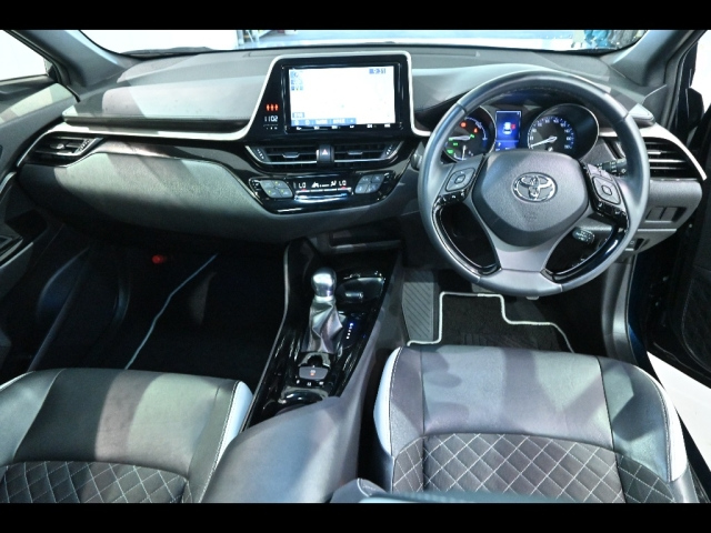 TOYOTA C-HR 2019