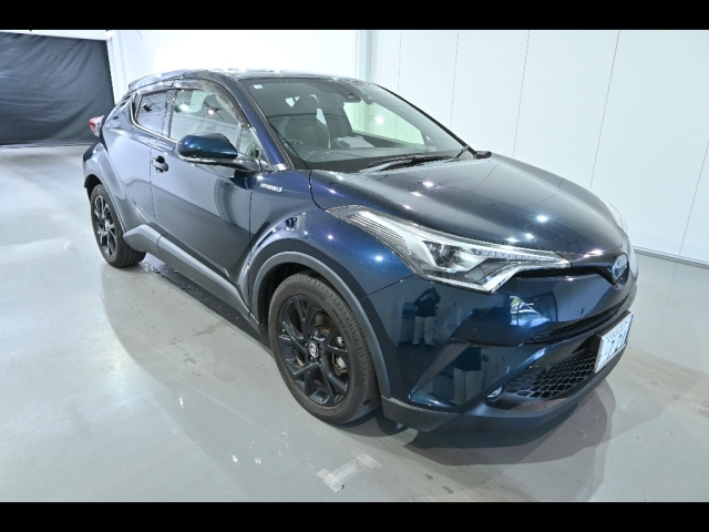 TOYOTA C-HR 2019