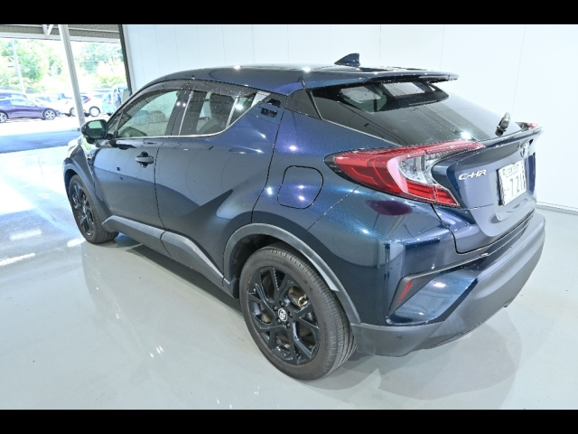 TOYOTA C-HR 2019