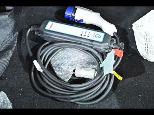 NISSAN LEAF 2015