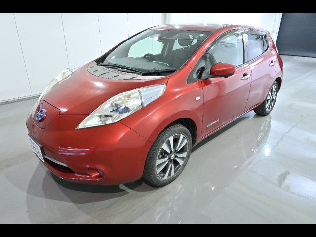 NISSAN LEAF 2015