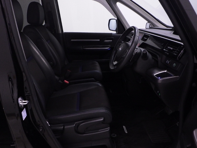 HONDA STEP WAGON 2021