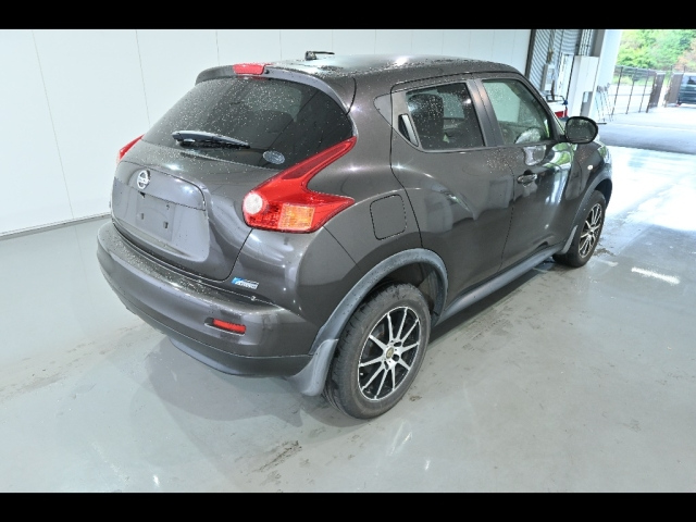 NISSAN JUKE 2013
