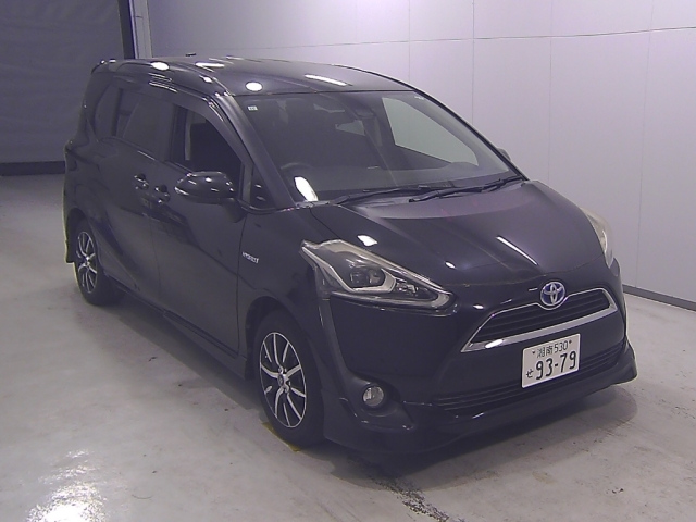 TOYOTA SIENTA 2015