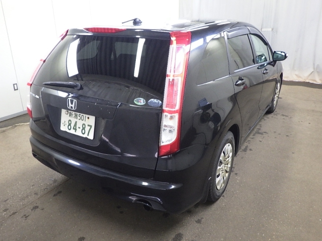 HONDA STREAM 2009