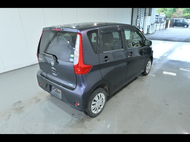 NISSAN DAYZ 2013