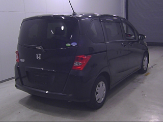 HONDA FREED 2010