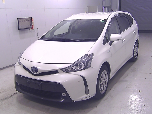 TOYOTA PRIUS ALPHA 2018