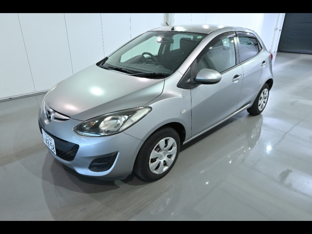 MAZDA DEMIO 2011