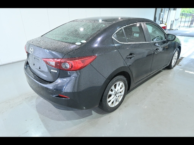 MAZDA AXELA 2017