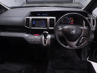 HONDA STEP WAGON 2012