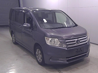HONDA STEP WAGON 2012