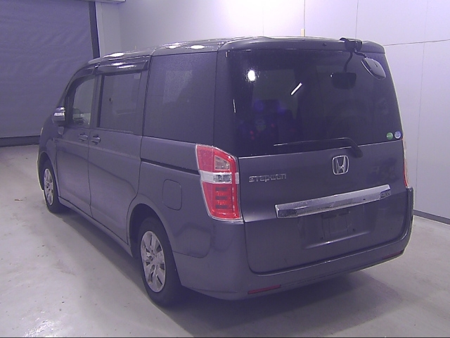 HONDA STEP WAGON 2012