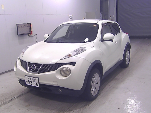 NISSAN JUKE 2012
