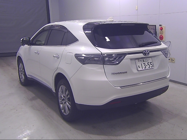 TOYOTA HARRIER 2015
