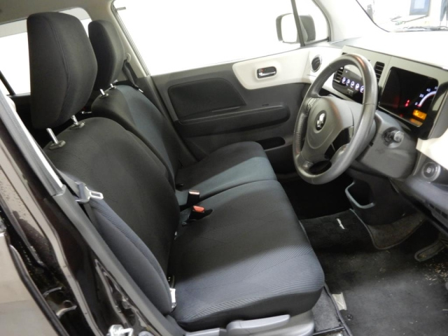 SUZUKI MRWAGON 2012