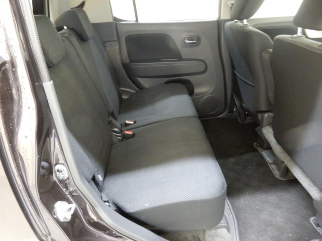 SUZUKI MRWAGON 2012