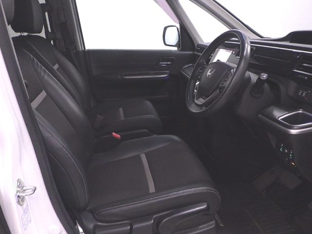 HONDA STEP WAGON 2018