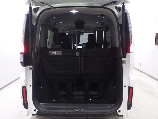 HONDA STEP WAGON 2018