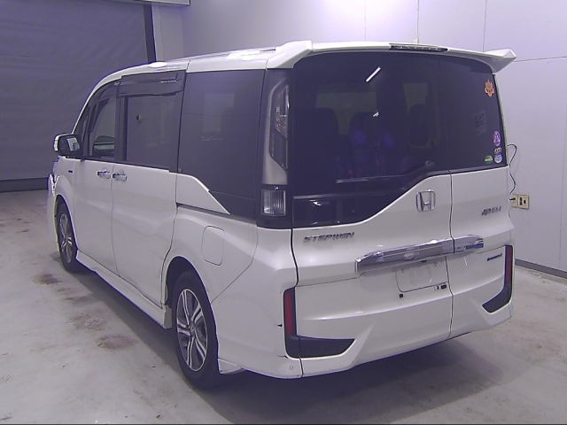 HONDA STEP WAGON 2018