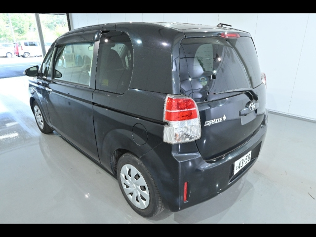 TOYOTA SPADE 2014