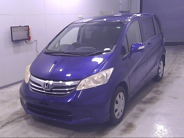 HONDA FREED 2012