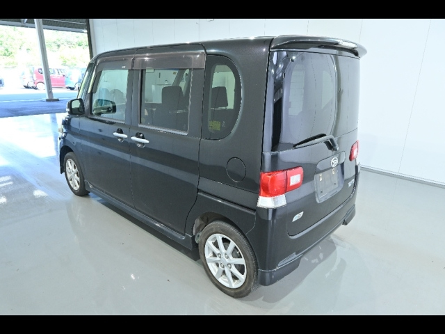 DAIHATSU TANTO 2012