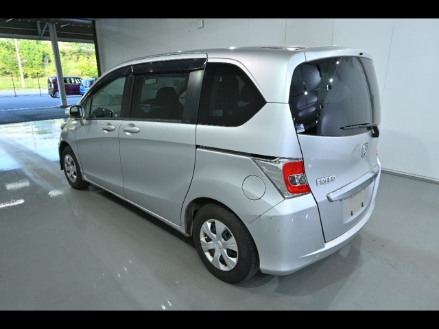 HONDA FREED 2014