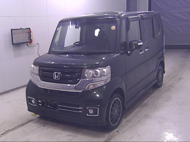 HONDA N BOX 2017