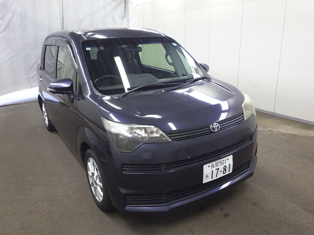 TOYOTA SPADE 2013