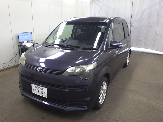 TOYOTA SPADE 2013