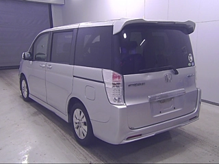 HONDA STEP WAGON 2011