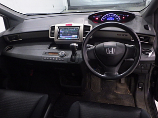 HONDA FREED 2010