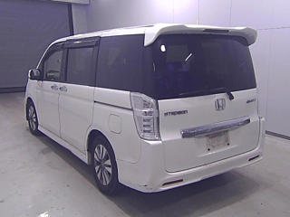 HONDA STEP WAGON 2012