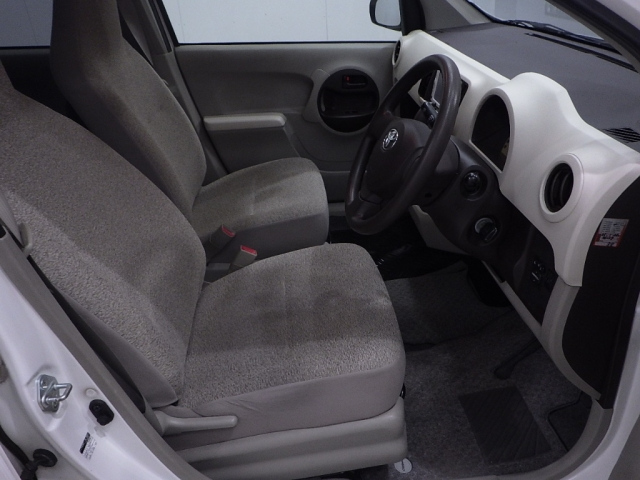 TOYOTA PASSO 2013