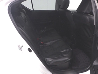 TOYOTA AQUA 2016