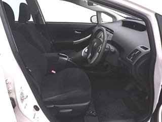 TOYOTA PRIUS 2013