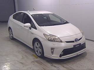 TOYOTA PRIUS 2013