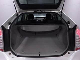 TOYOTA PRIUS 2013