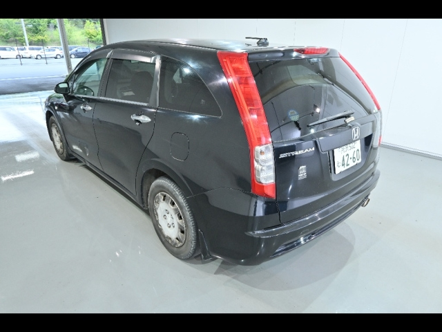 HONDA STREAM 2009